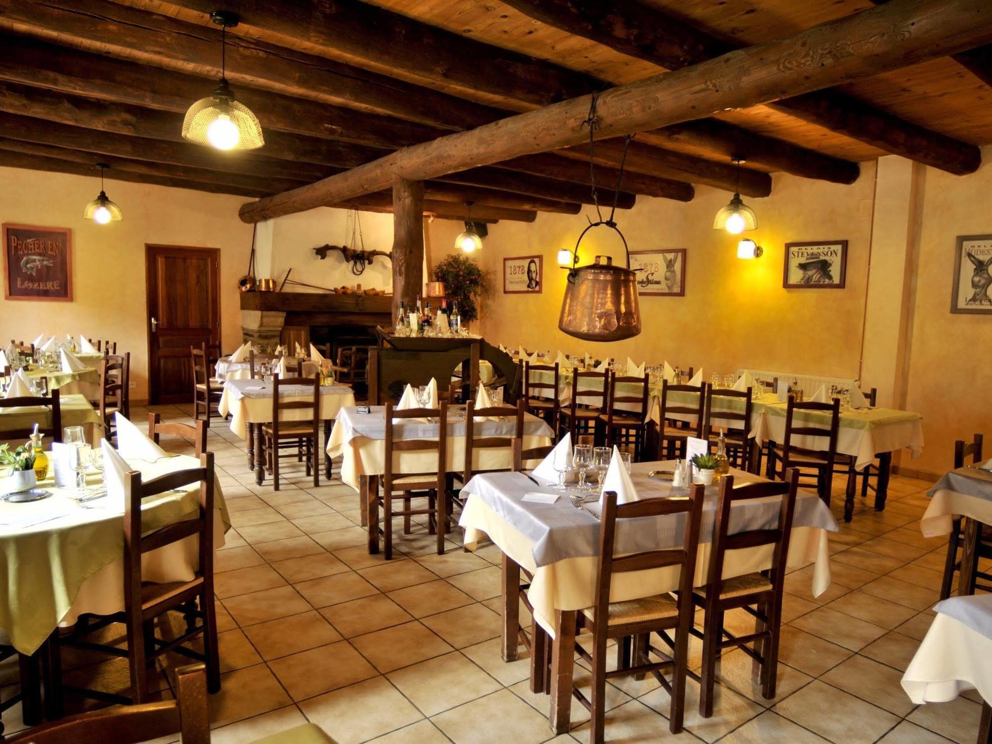 Logis Hotel Restaurant La Remise Le Bleymard Kültér fotó
